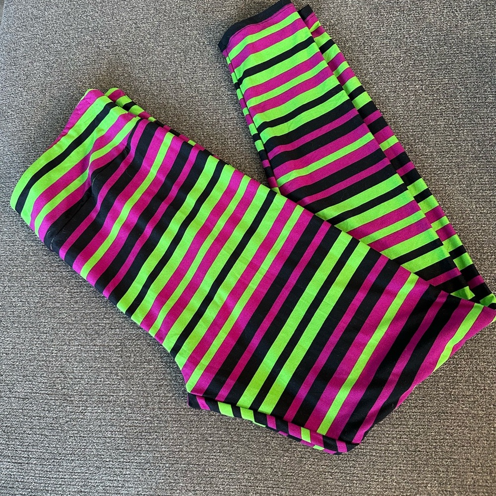 Lularoe halloween leggings Stripes Lynnae Black New tall/curvy